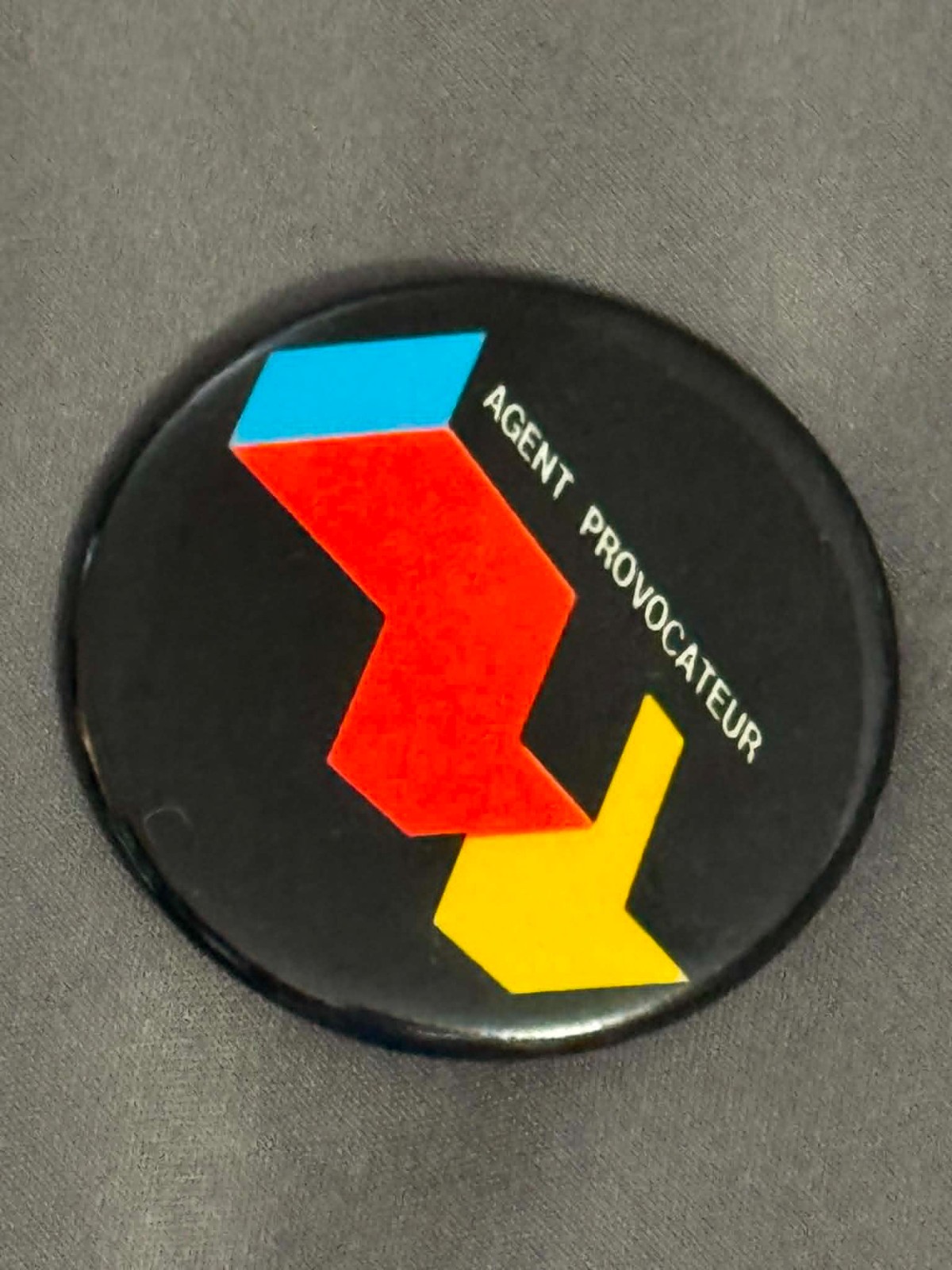 Vintage FOREIGNER Agent Provocateur Pinback Button 1 5/8″ Rock Badge FREE SHIP!