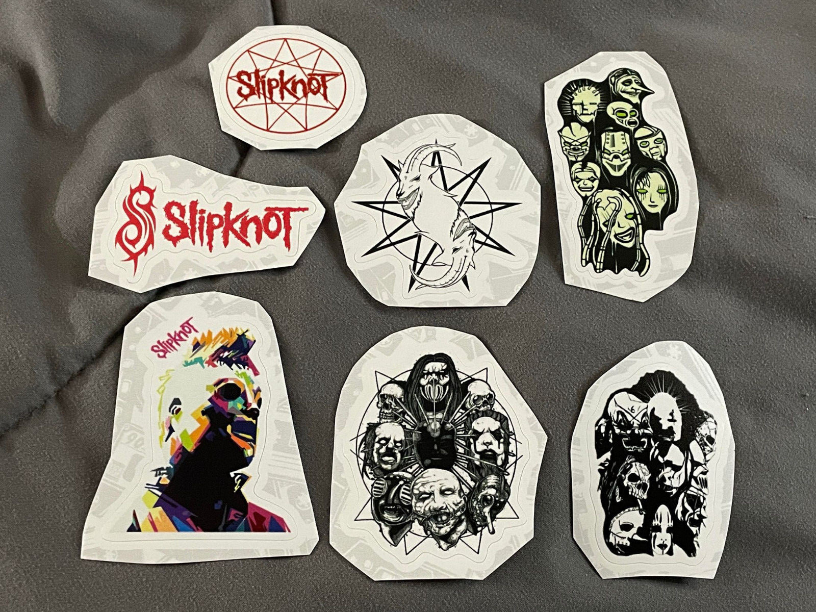 Lot of (7) SLIPKNOT 1 1/4″ to 3″ Red White Logo STICKERS Fast! FREE SHIP!