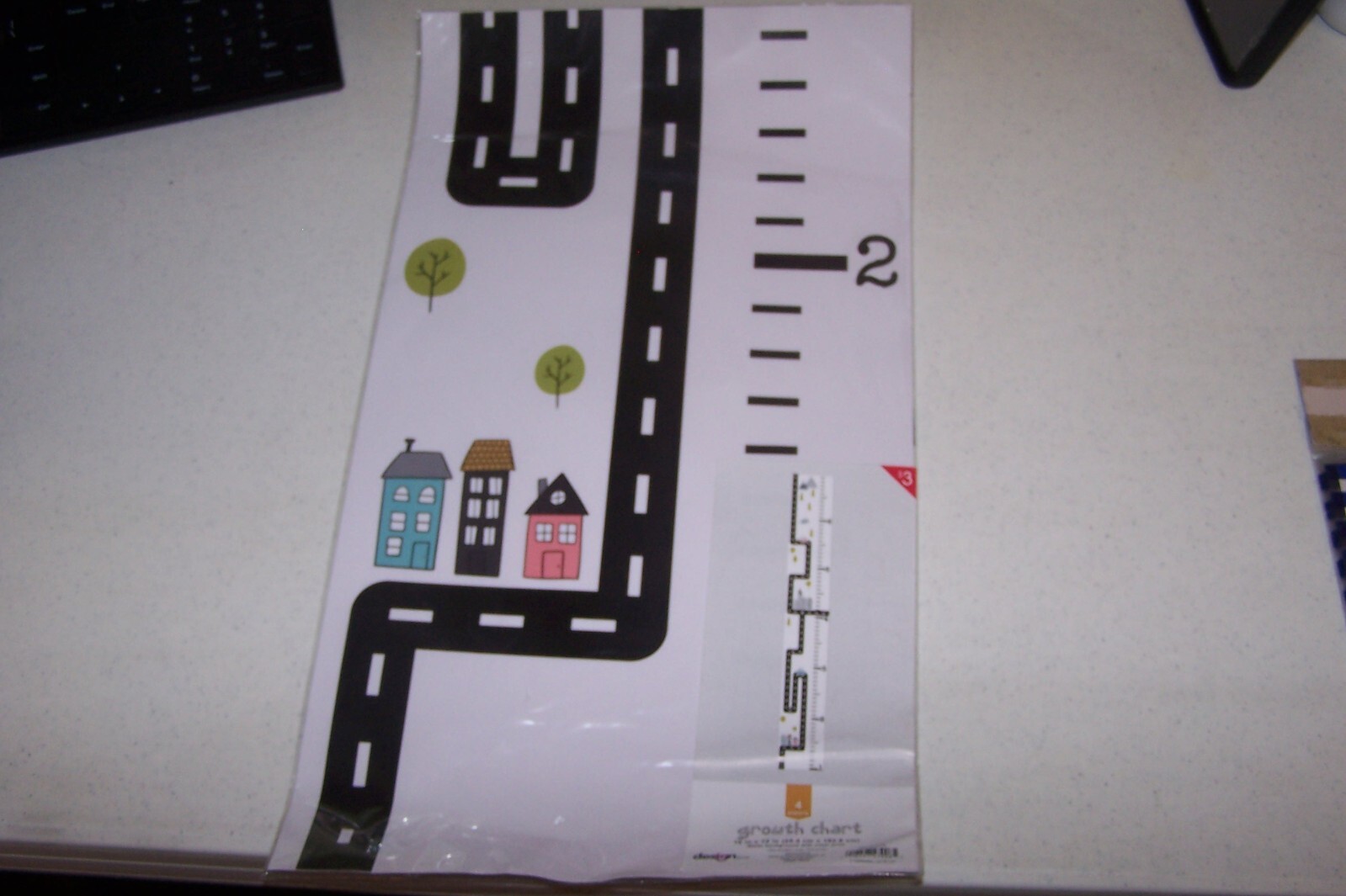 Design Group 4 Sheets Growth Chart 10″ x 72″ NEW White Background w/ Color Print
