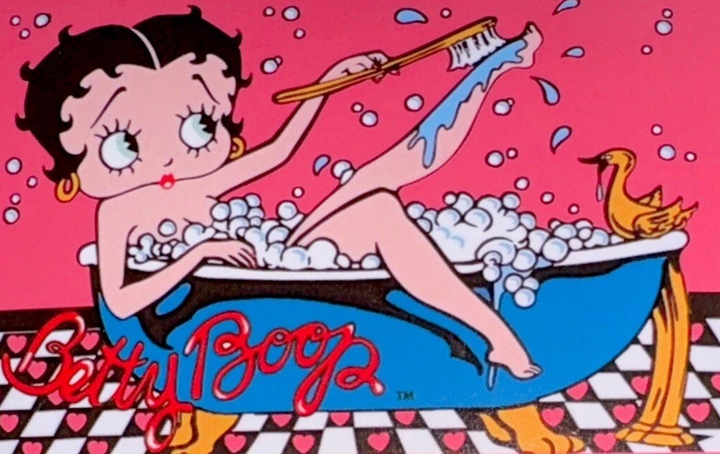 BETTY BOOP STICKER✨💋🛀🏼💖🛀🏼💋✨5 1/4” X 3 1/2”✨GLOSSY✨SHOWER TIME✨SEXY🔥