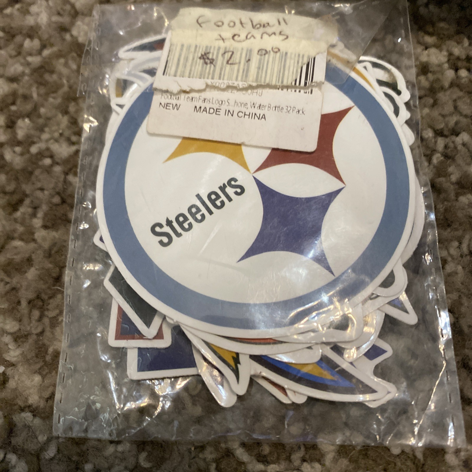 32 NFL Teams Logo Decal Vinyl Stickers Set for Skateboard Laptop + Bonus VTG
