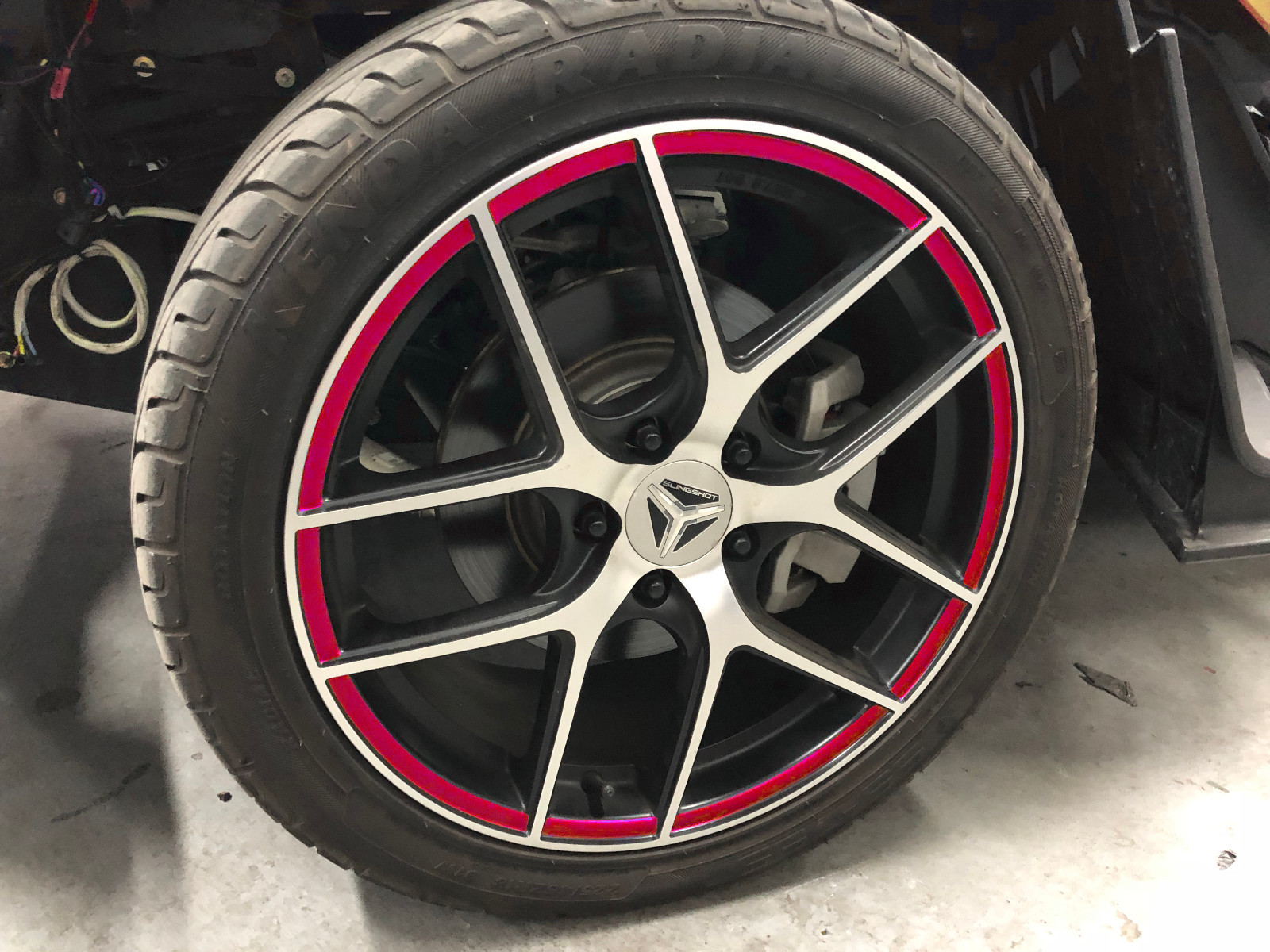 POLARIS SLINGSHOT WHEEL ACCENT DECALS STICKERS FOR 18″Front & 20″Rear OEM Style