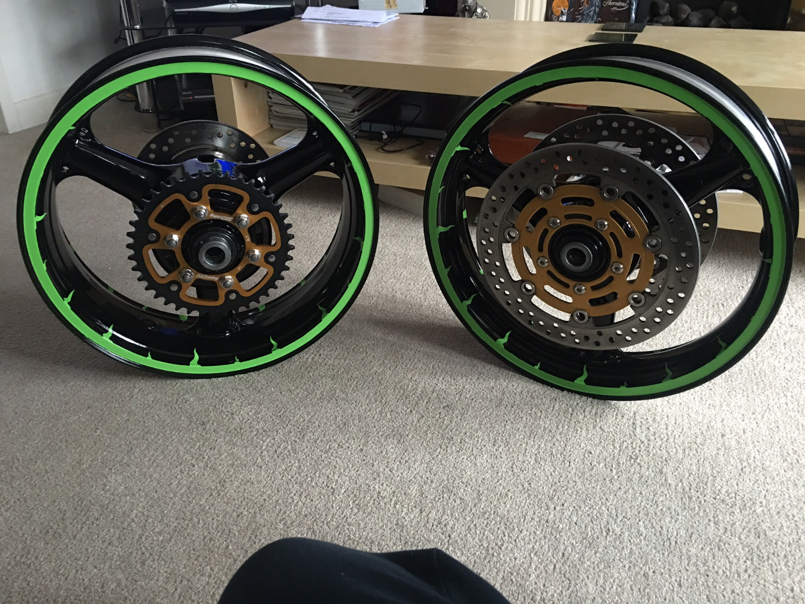 CUSTOM RIM STRIPES WHEEL DECALS STICKERS TAPE GRAPHICS SUZUKI GSXR 600 750 1000