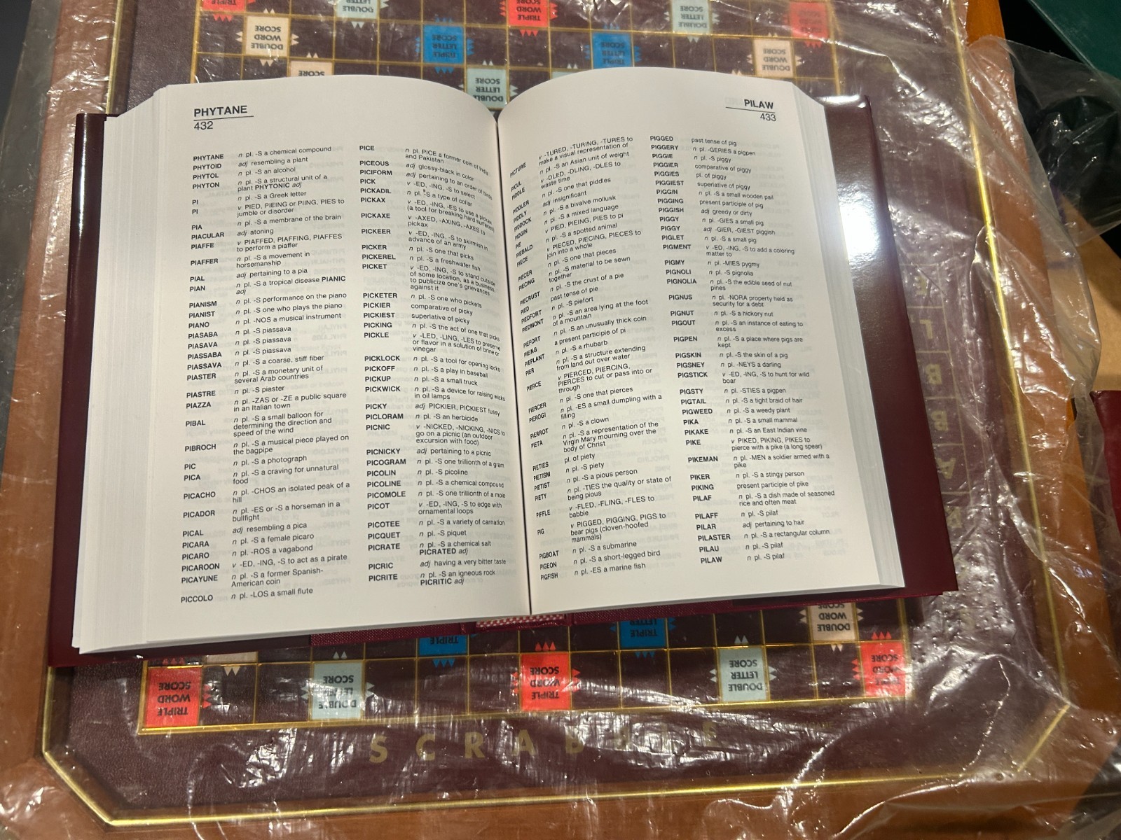Franklin Mint Luxury Scrabble Edition Dictionary
