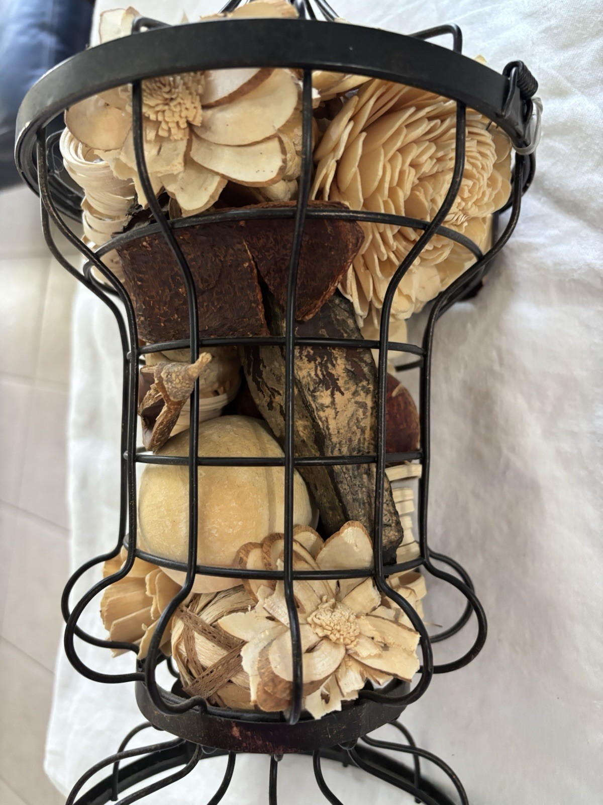 Vintage Wire Cloche Potpourri Jar Holder – Rustic Farmhouse Metal Birdcage Decor