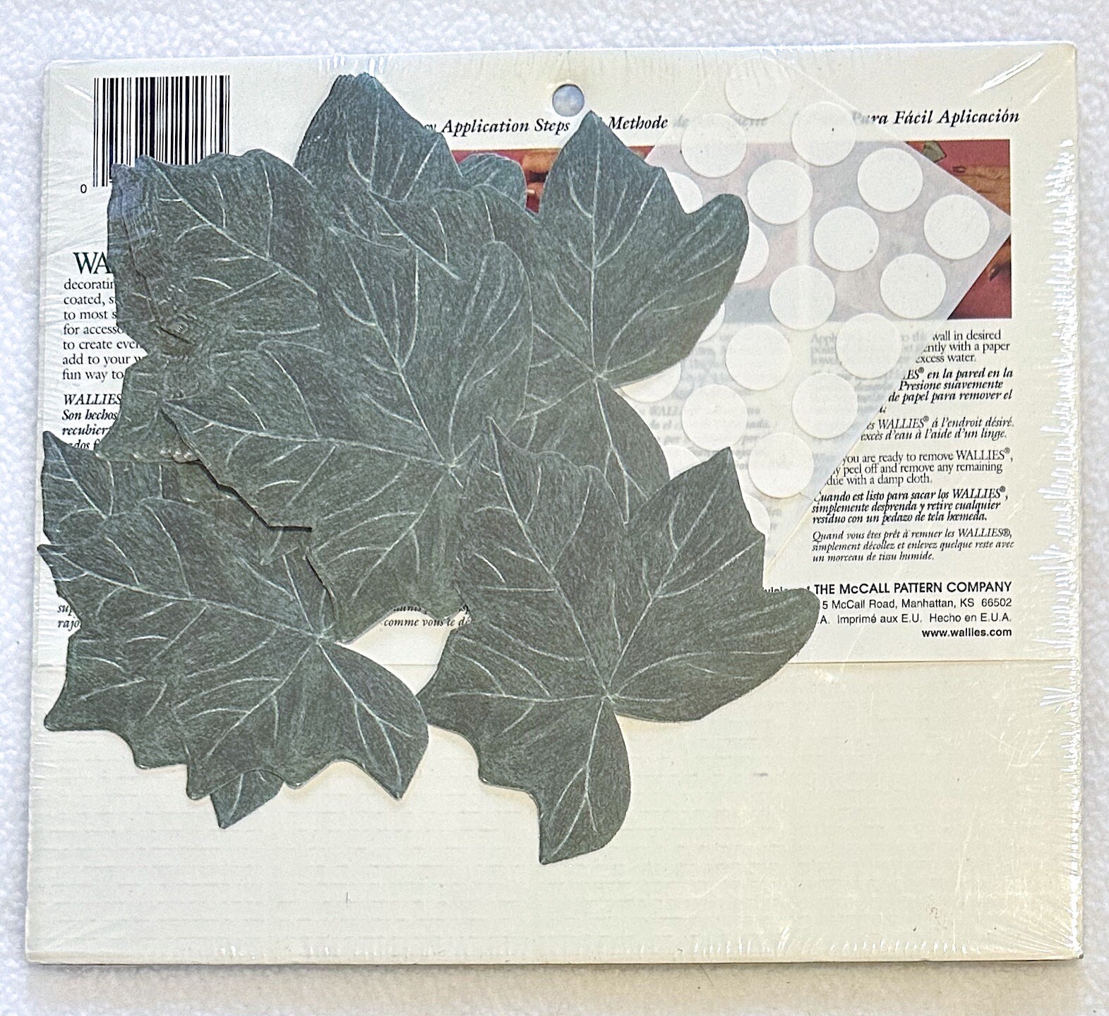 Wallies 12017 Prepasted Wallpaper Cutouts Green Ivy Leaf 25 Leaves Wet & Apply