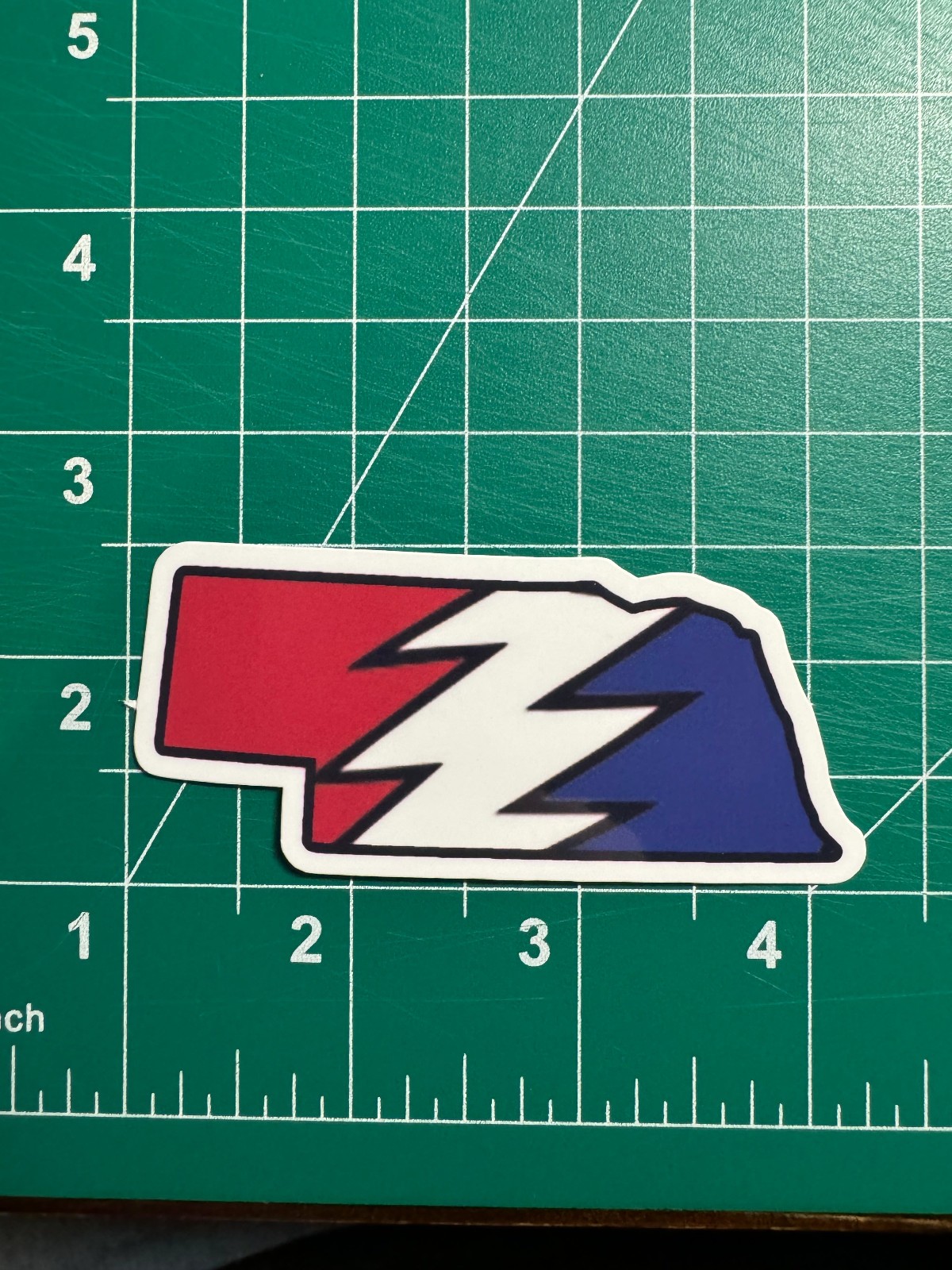 Nebraska Stealie – Grateful Dead – Laminated Vinyl Sticker 1.5″x3″