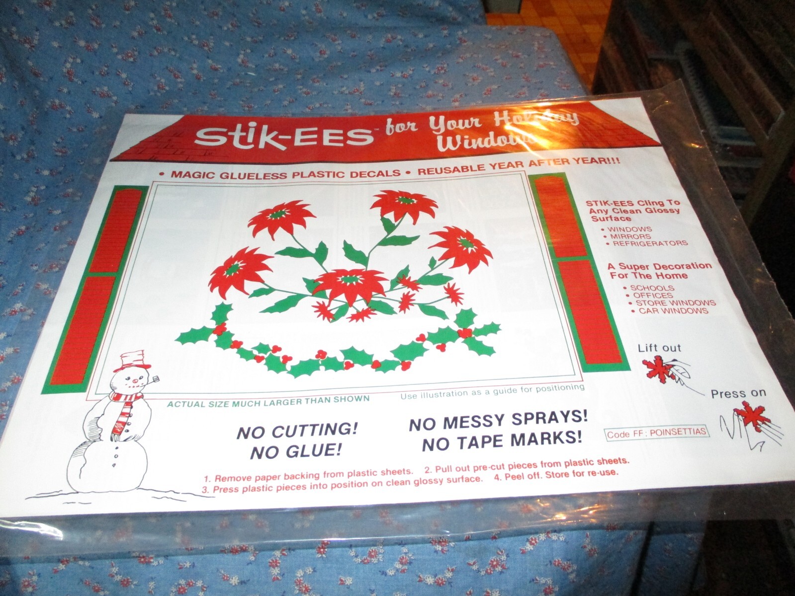 (1068) NOS Stik-ees Creative Fun Magic Plastic Decals FF Poinsettias