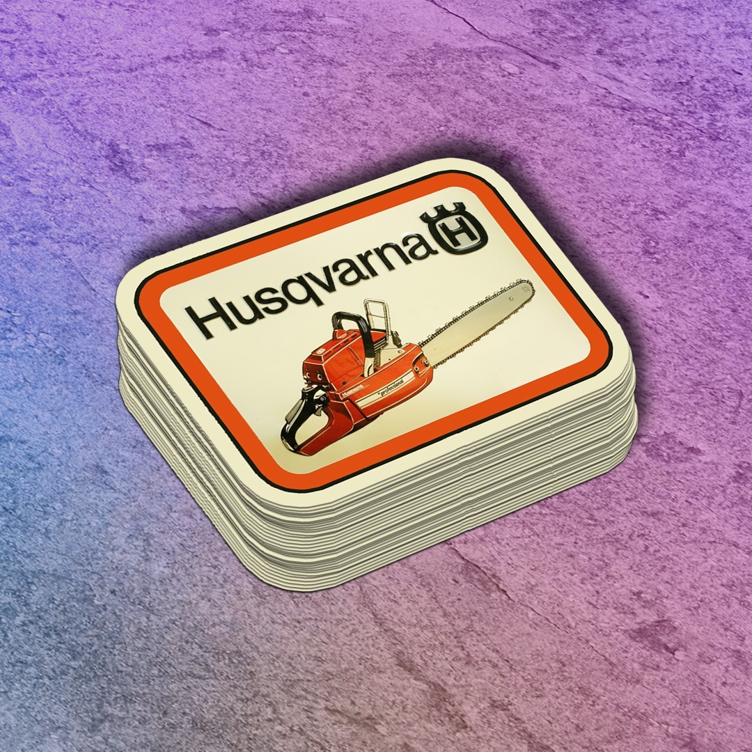 Vintage Husqvarna Chainsaw Vinyl Sticker: Hardhat Decal – Retro Lumberjack