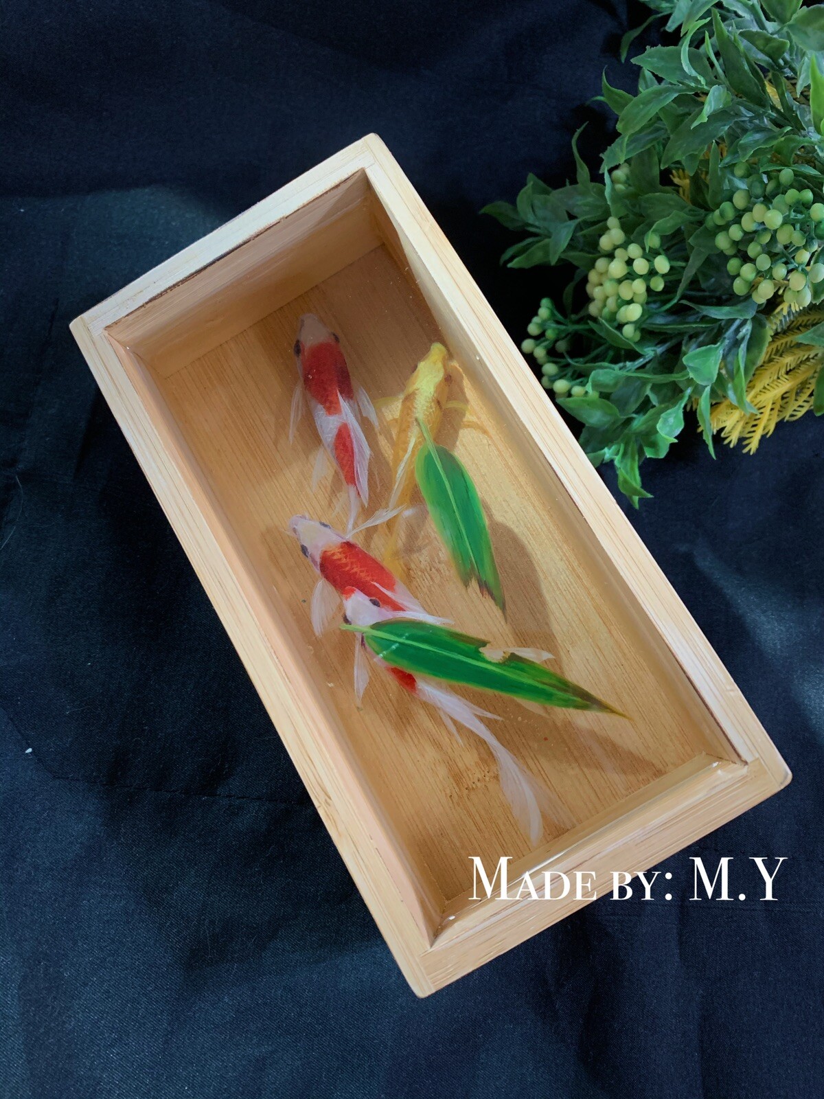 Hand Painting Resin Fish Art, Kois With Bamboo Leaves.3D Art