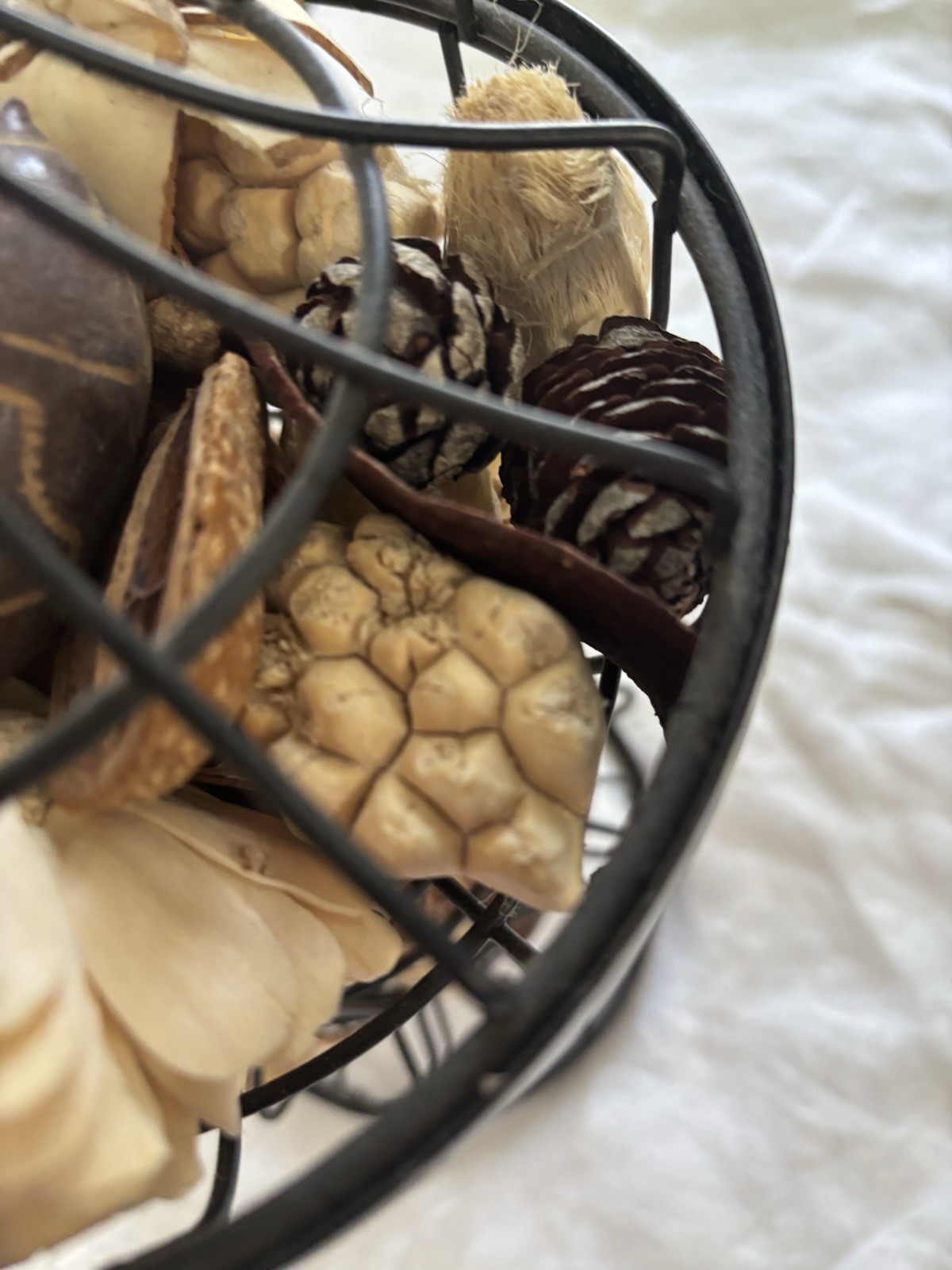 Vintage Wire Cloche Potpourri Jar Holder – Rustic Farmhouse Metal Birdcage Decor