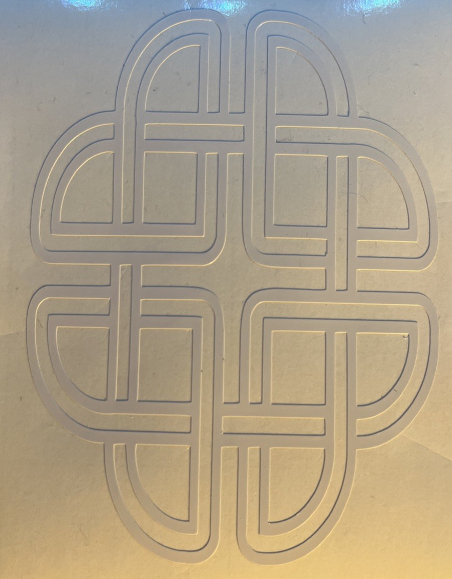 Vinyl Decal – Celtic Knot – Approx. 4″ x 3″ – Indoor/Outdoor/Dishwasher