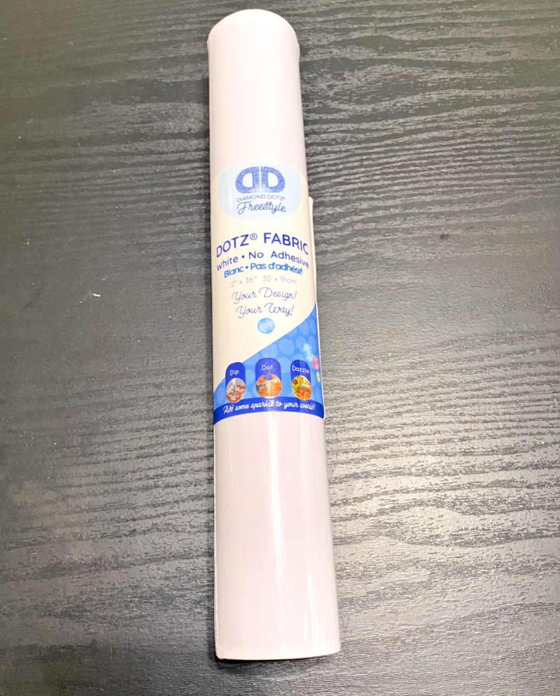 DIAMOND DOTZ DOTZ FABRIC ROLL WHITE DDA.071 FABRIC 12 X 36 INCHES NO ADHESIVE