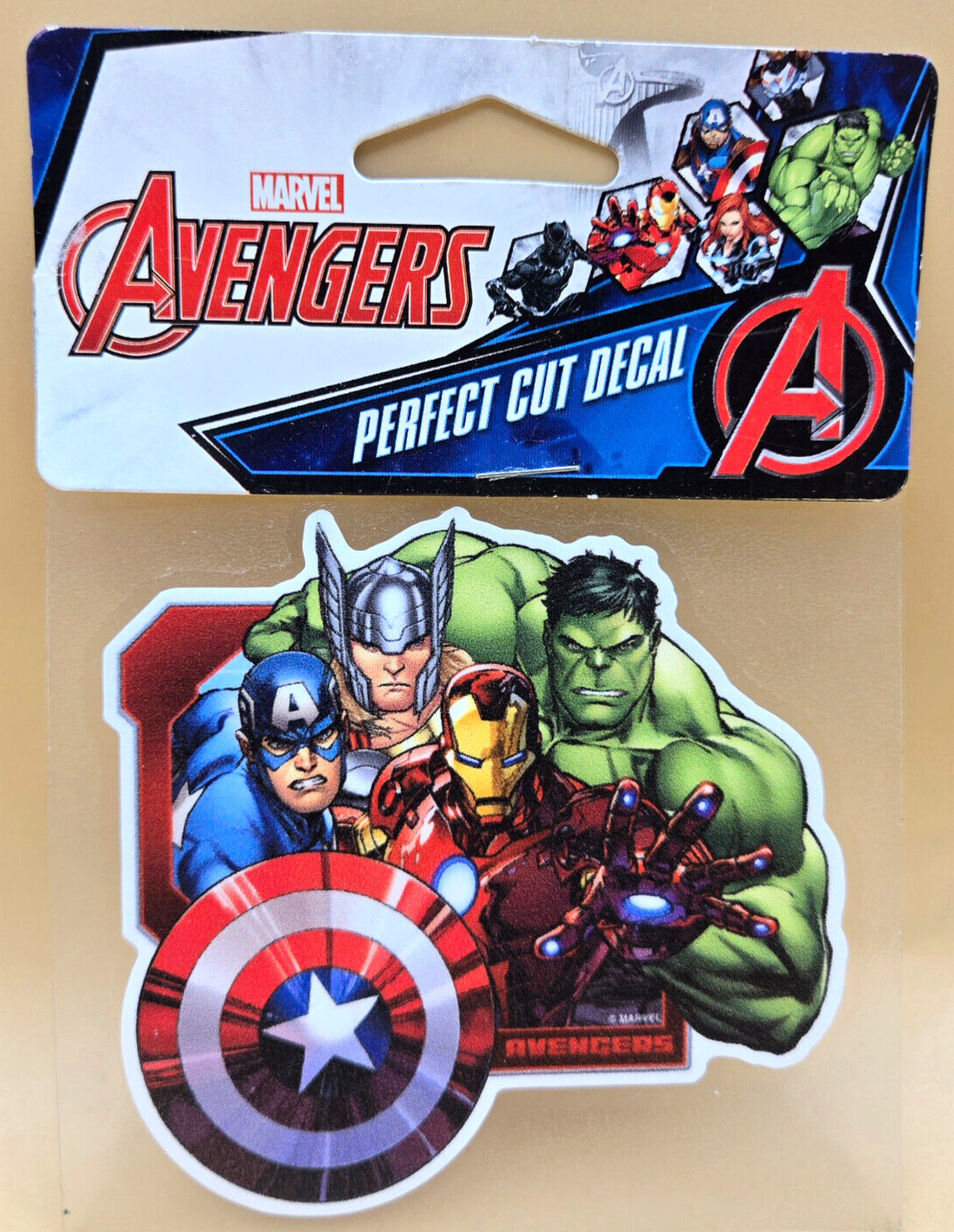 Marvel AVENGERS Perfect Cut Decal 4″x4″, BRAND NEW