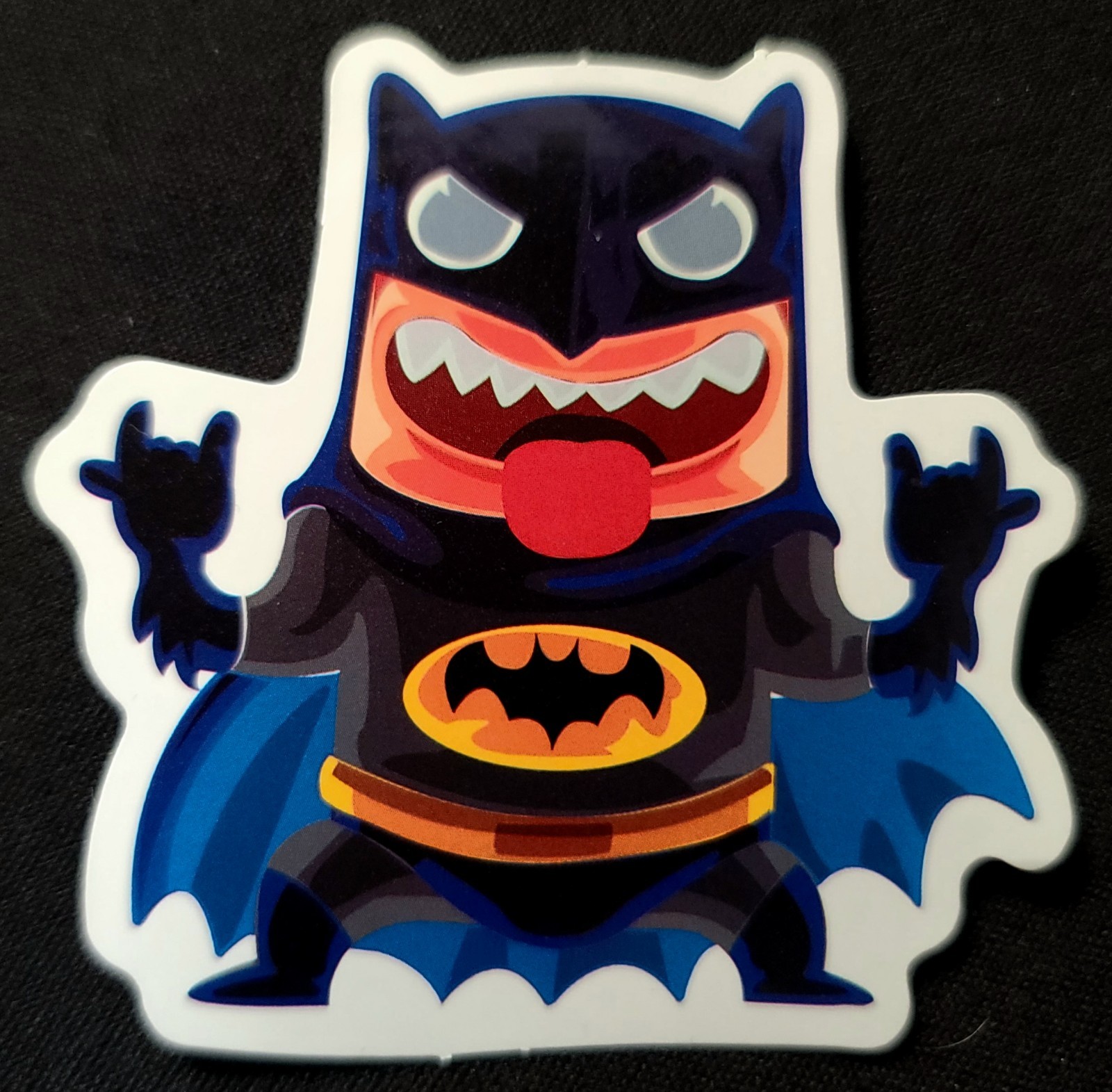 BATMAN STICKER «HALLOWEEN BOO BATMAN» 2 3/4 X 2 5/8″ GLOSSY